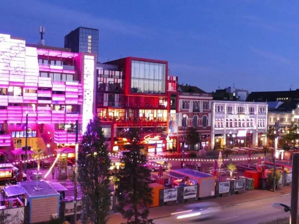 Hamburg Reeperbahn Small-Group Walking Tour